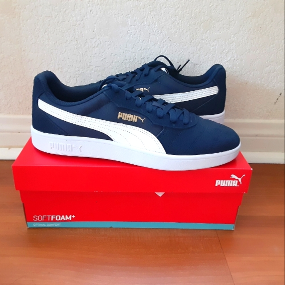 Puma - Picture 1 of 4